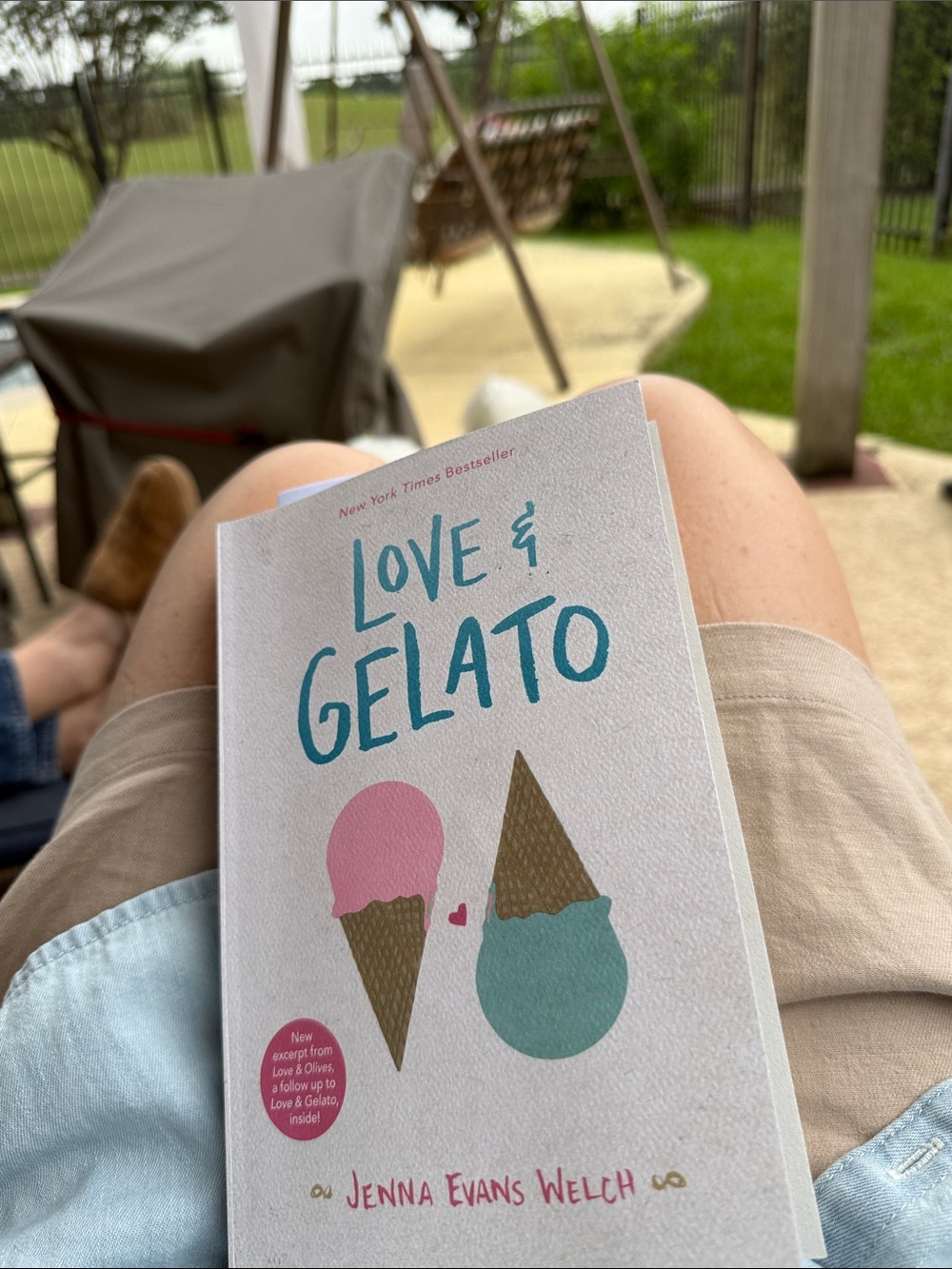 Book Love & Gelato by Jenna Evans Welch YA Summer Reading Tuscany Italy Romance